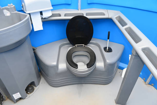 Best Portable toilet rental cost  in Reedsburg, WI